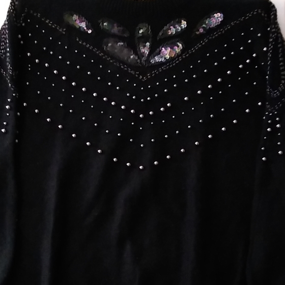 Sweater - Picture 3 of 3